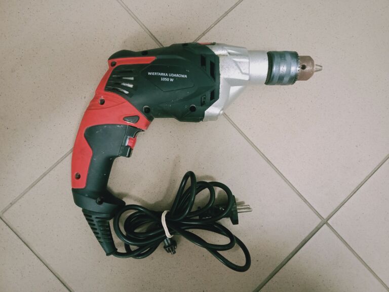 WIERTARKA UDAROWA ID-323 1050W