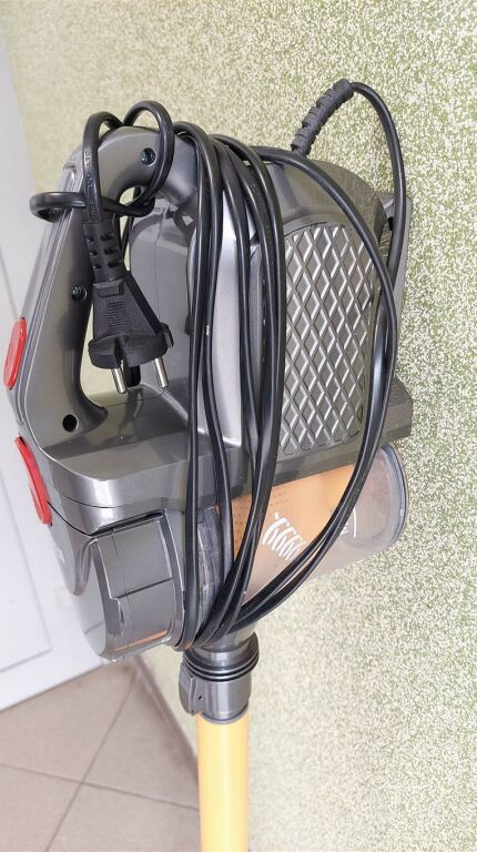 odkurzacz-bezworkowy-hoffen-hvc-9288-polecam-kolor-dominujacy-srebrnyszary