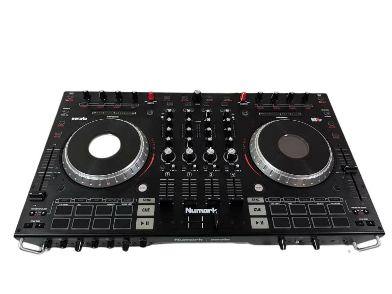 czterokanalowy-kontroler-dj-numark-ns6-ii-12-v-kod-producenta-ns6-ii