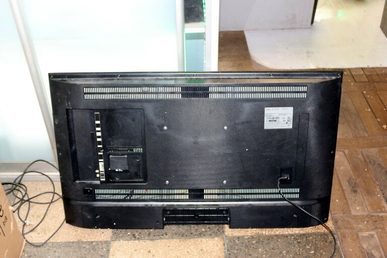TELEWIZOR SAMSUNG UE43MU6172 SMART TV