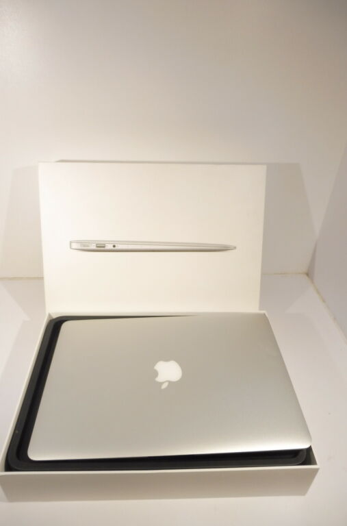 macbook-air-13-128-ssd-8gb-ram-i5-pudelko-paragon-model-a1466