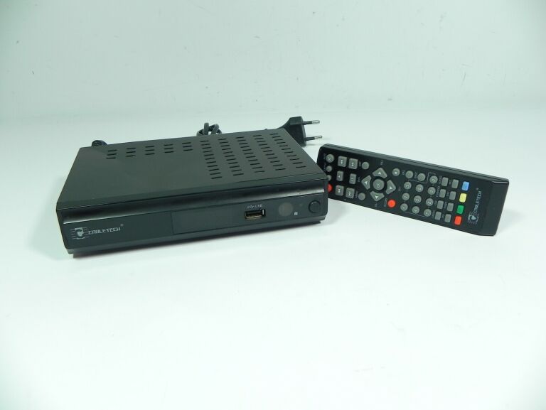 DEKODER DVB-T CABLETECH URZ0083Q @OPIS