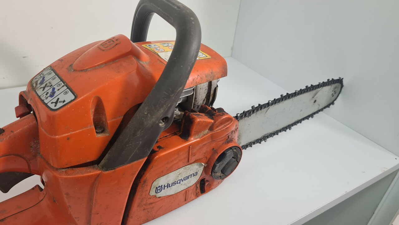 pila-spalinowa-husqvarna-235-product-id