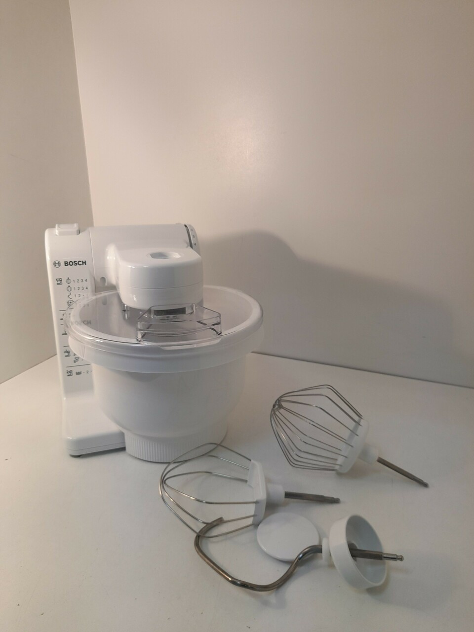 robot-kuchenny-bosch-mum4405-stan-uzywany