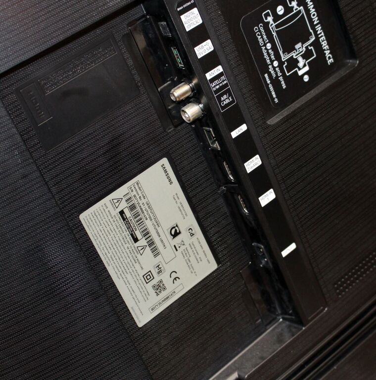 tv-samsung-ue50tu7172-50-marka-samsung