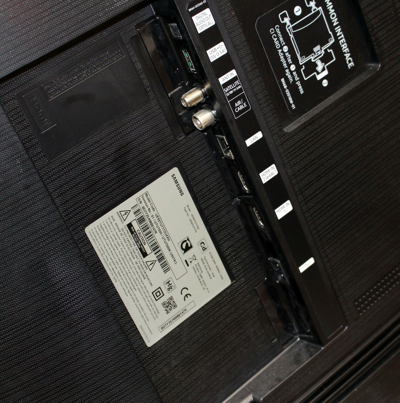 tv-samsung-ue50tu7172-50-marka-samsung