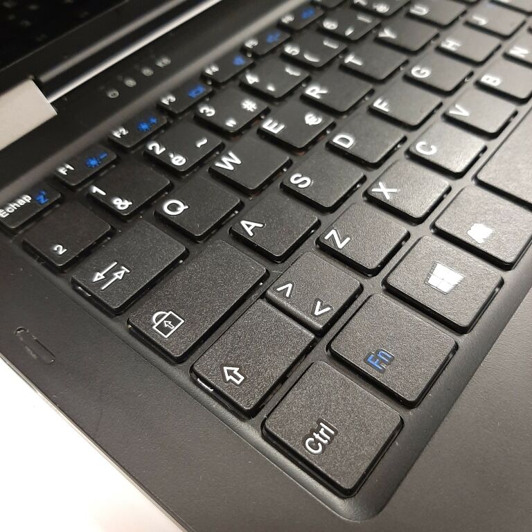 LAPTOP MEDION PNB T2011