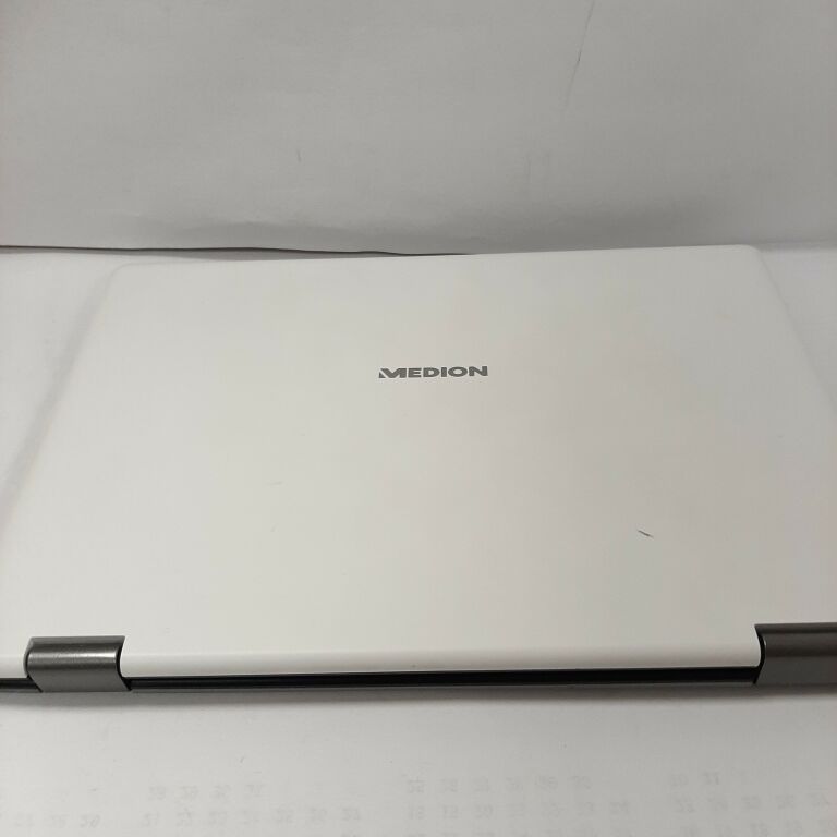 LAPTOP MEDION PNB T2011