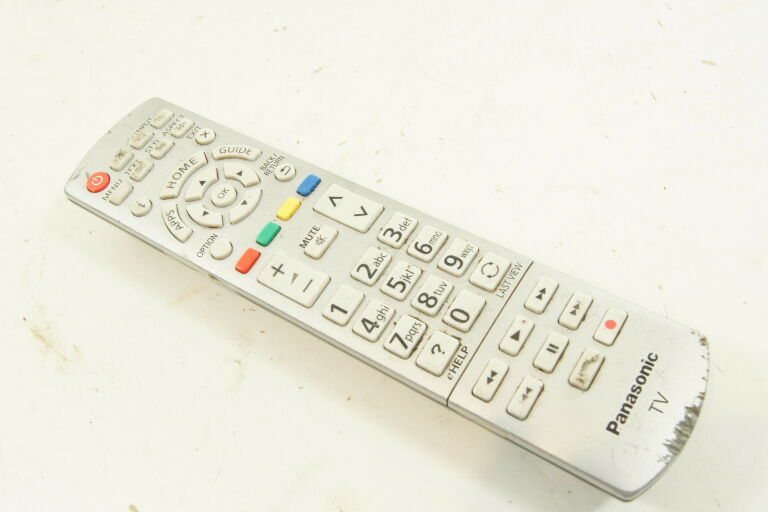 TV PANASONIC TX-47ASE650 + PILOT ODBIÓR OSOBISTY!