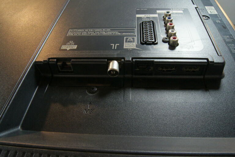 TV PANASONIC TX-47ASE650 + PILOT ODBIÓR OSOBISTY!