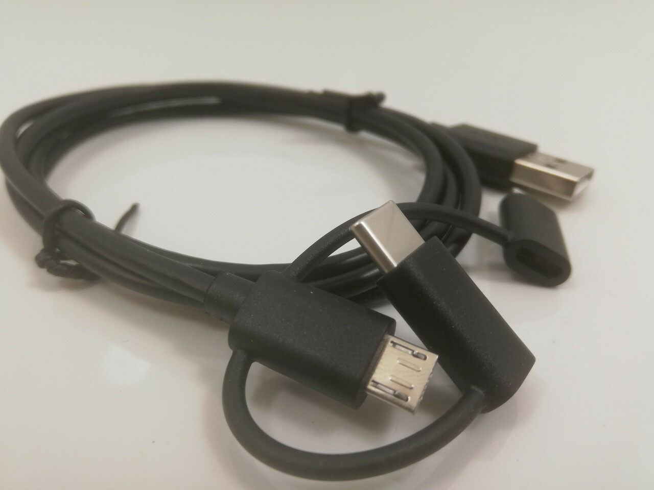 ladowarka-xqisit-3typcmicroiphone-od-loombard-kod-producenta-1