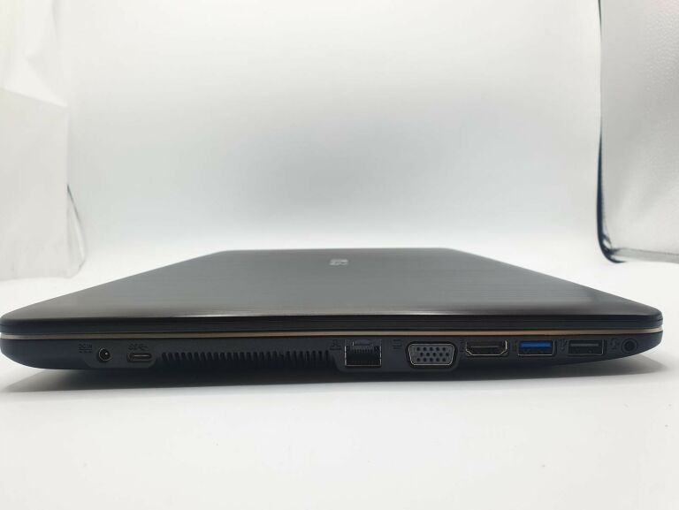 LAPTOP ASUS R510L I3  4GB/1T NVIDIA GEFORCE ŁAD
