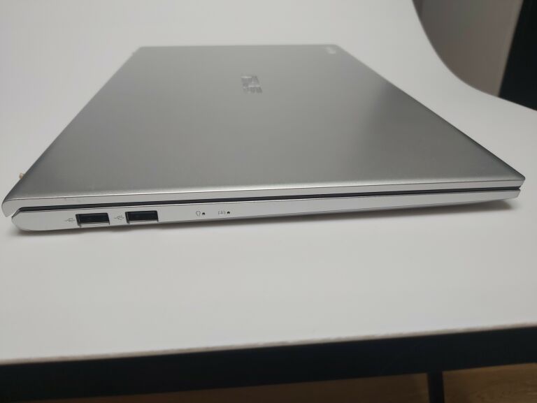 LAPTOP ASUS VIVOBOOK 15 X512D OKAZJA!