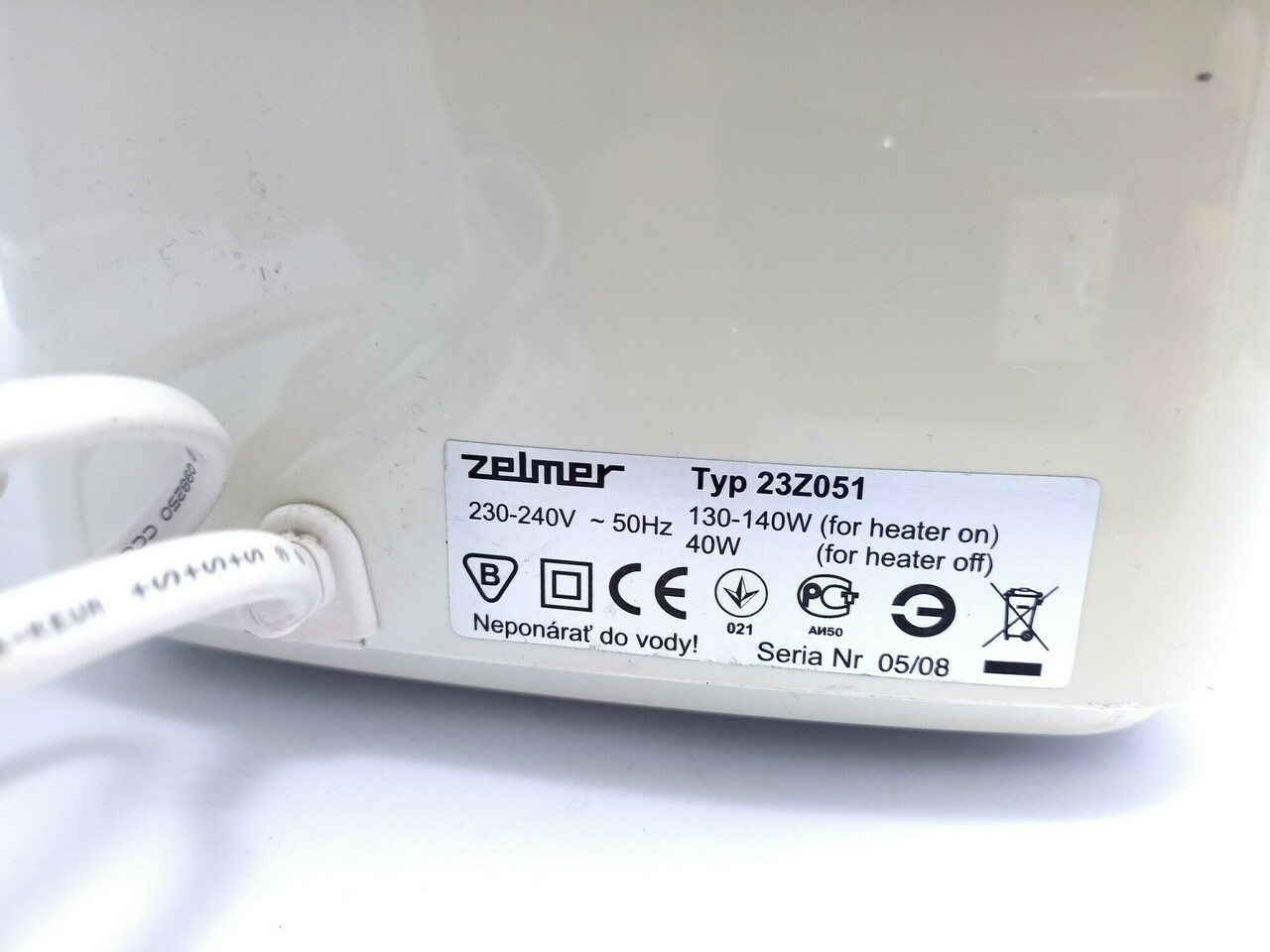 nawilzacz-powietrza-zelmer-23z051-pojemnosc-zbiornika-na-wode-5