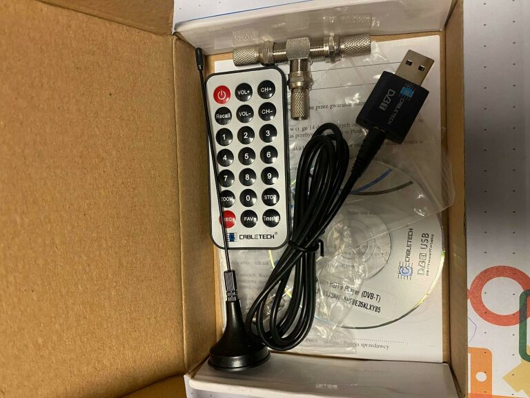 dvbt-usb-urz0085-komplet-stan-uzywany
