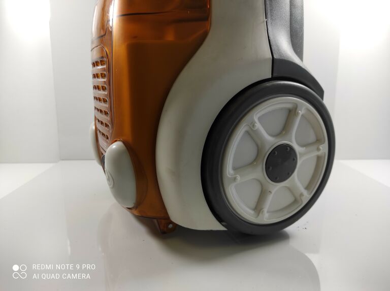 odkurzacz-zelmer-voyager-twix-01z014st-2000w-stan-uzywany