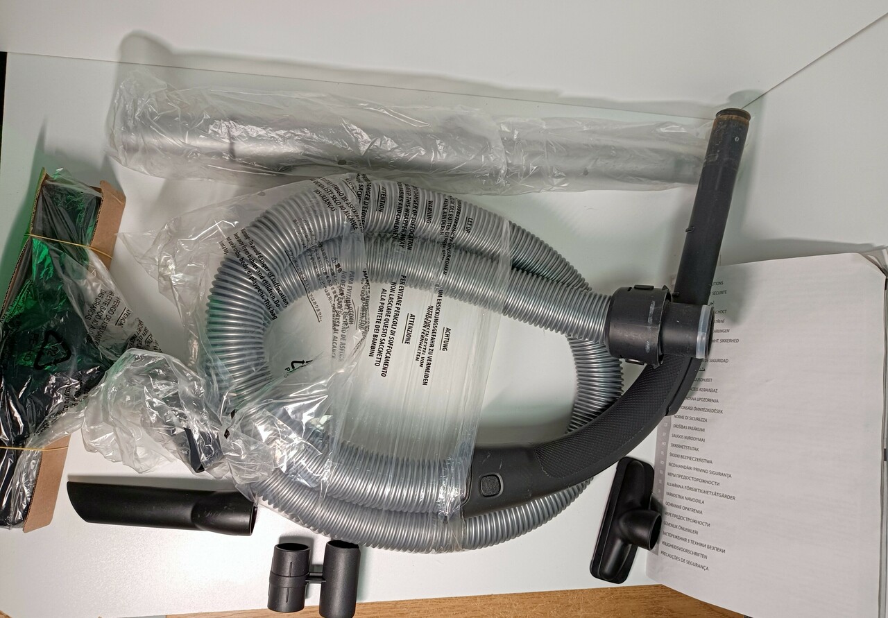 odkurzacz-electrolux-powerforce-epf62is-warto-stan-uzywany