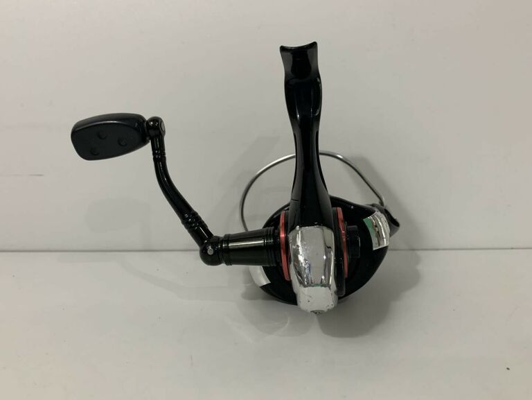 kolowrotek-cormoran-red-master-8-pif-2500opis-kod-producenta-65165165465135