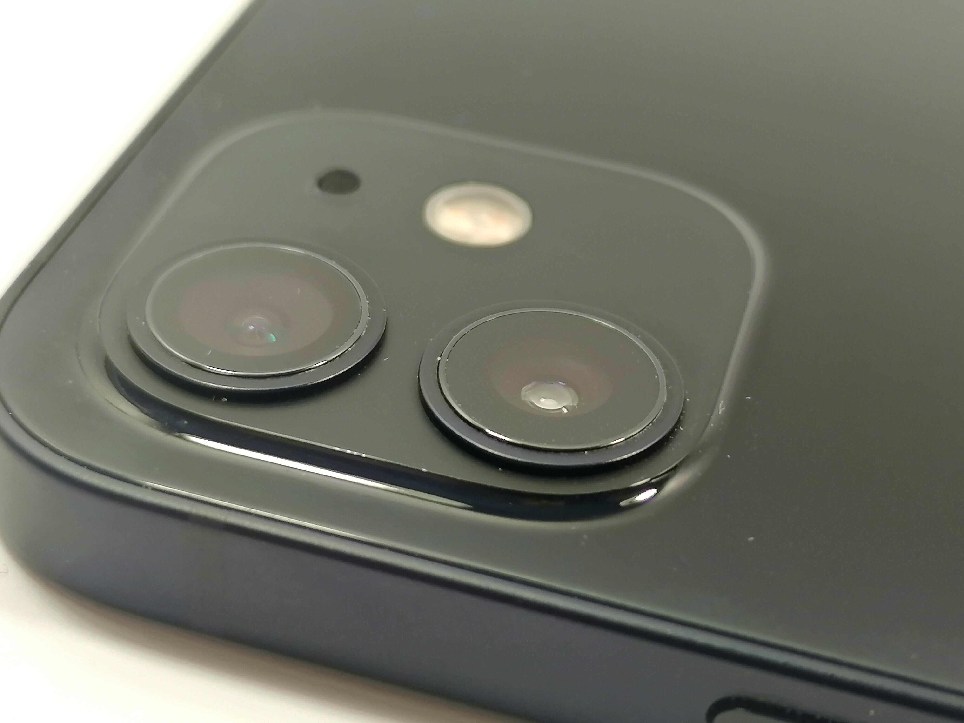 apple-iphone-12-128gb-kondycja-100-przekatna-ekranu-61