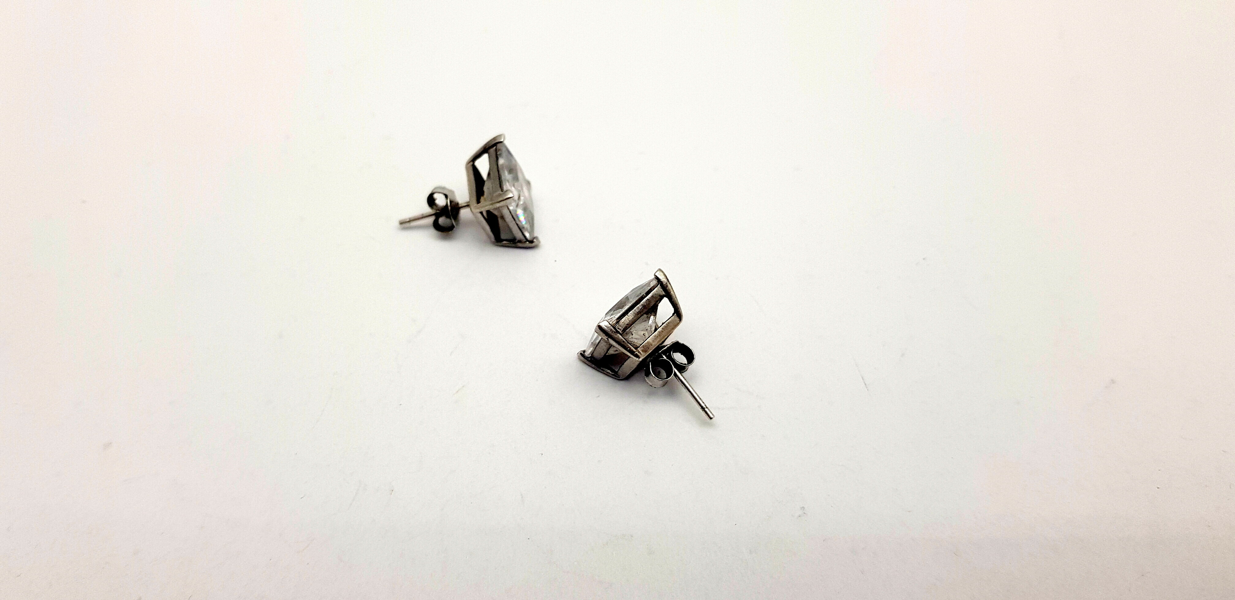 srebrne-kolczyki-z-kamieniem-491gram-rodzaj-2205-16