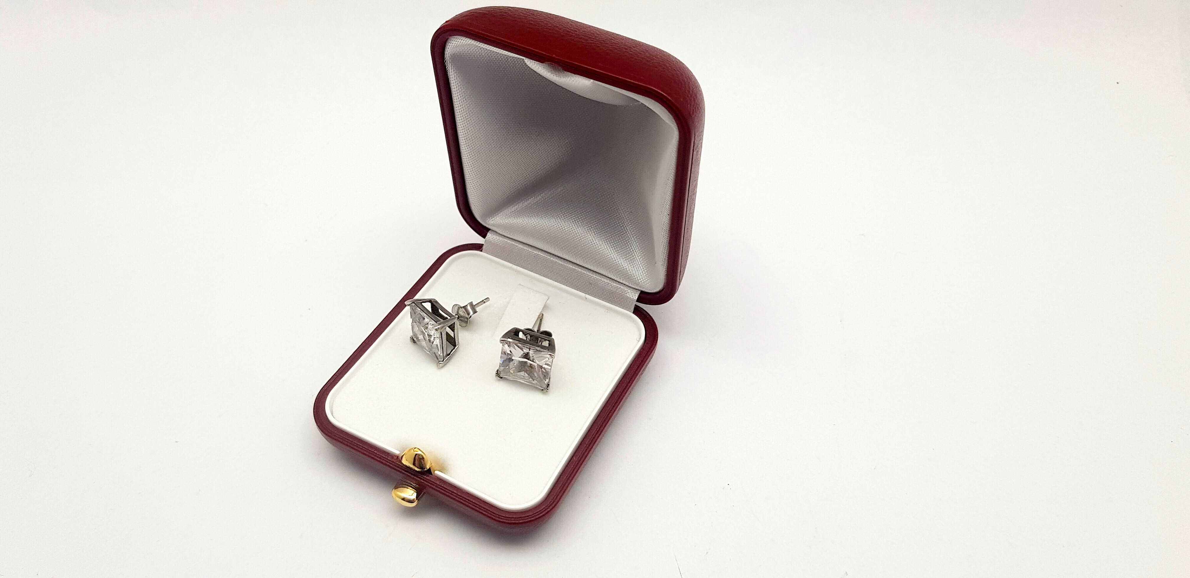 srebrne-kolczyki-z-kamieniem-491gram-armii-krajowej-31-zarow