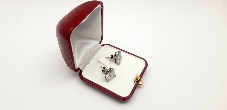 srebrne-kolczyki-z-kamieniem-491gram-stan-11323-2