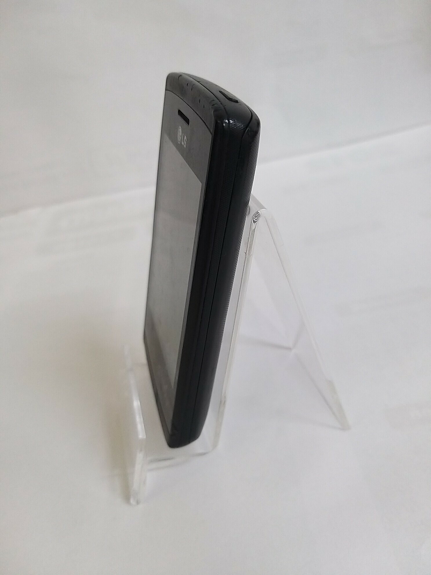 telefon-lg-e410i-ean-8808992087052