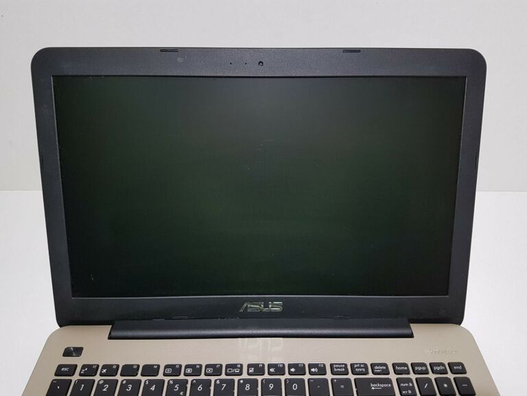 laptop-asus-a555l-i5-4210u-6gb-240ssd-gf840m-stan-uzywany