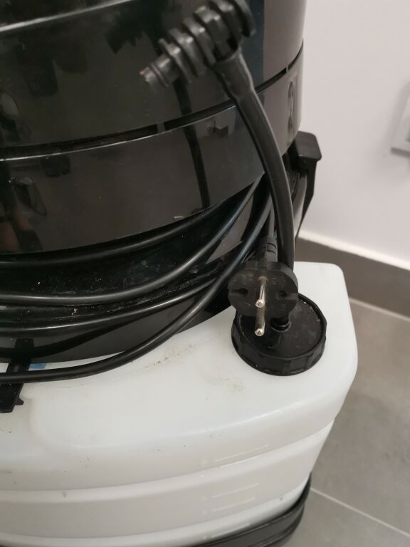 odkurzacz-pioracy-olimp-w11-1-akcesoria-model-typ-w-11-1