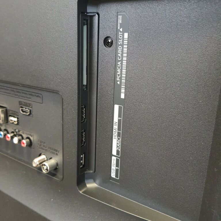 telewizor-lg-55un711c0zb-smart-4k-uhd-led-rozdzielczosc-ekranu-px-3840-x-2160