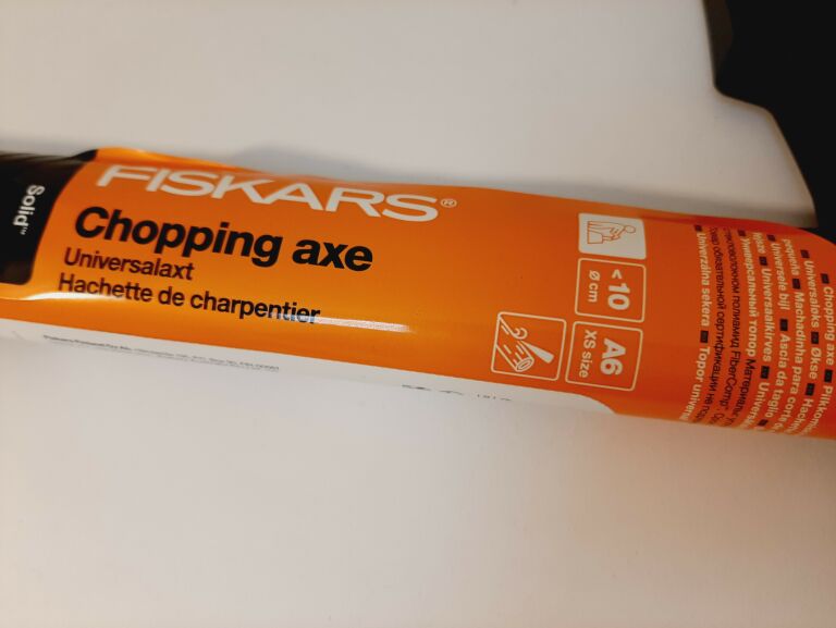 SIEKIERA FISKARS A6