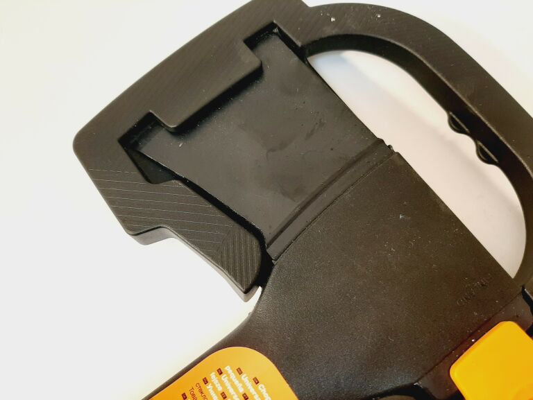 SIEKIERA FISKARS A6
