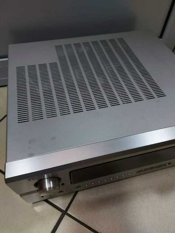 AMPLITUNER DENON AVR-2805