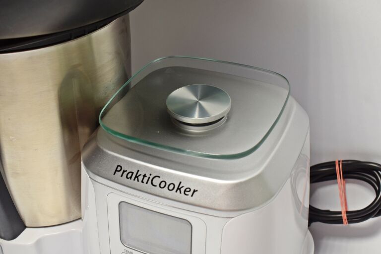WIELOFUNKCYJNY ROBOT KUCHENNY SALUTE PRAKTICOOKER