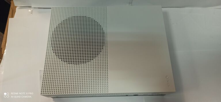 konsola-xbox-one-s-1tb-komplet-na-gwarancji-gry-w-zestawie-nie