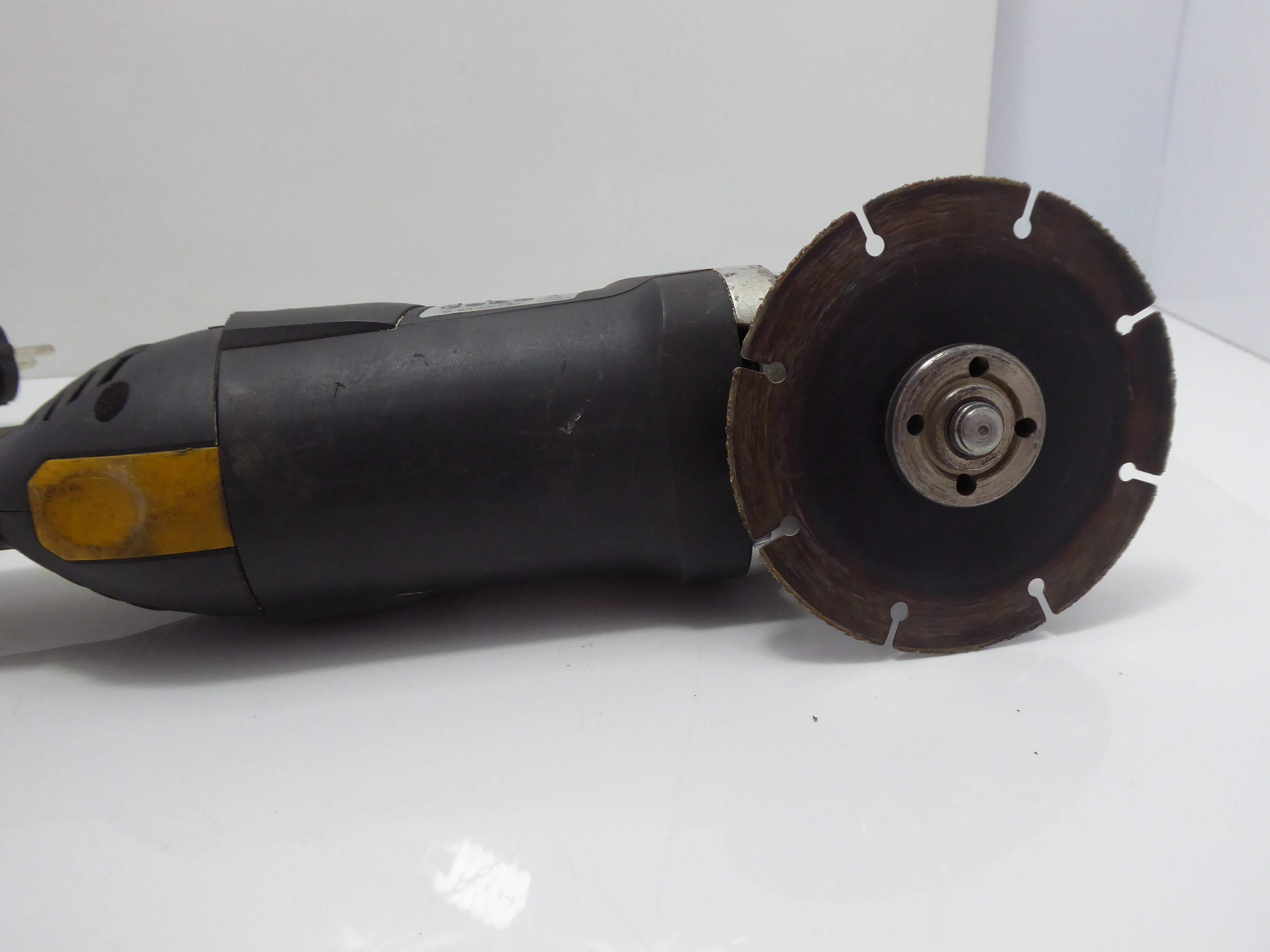 szlifierka-katowa-cmi-c-wis-1200125c-125mm-rodzaj-zasilania-sieciowa