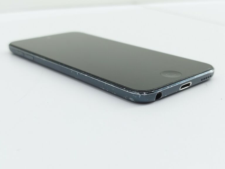 APPLE IPOD TOUCH MODEL A1421 5 GEN. 32GB