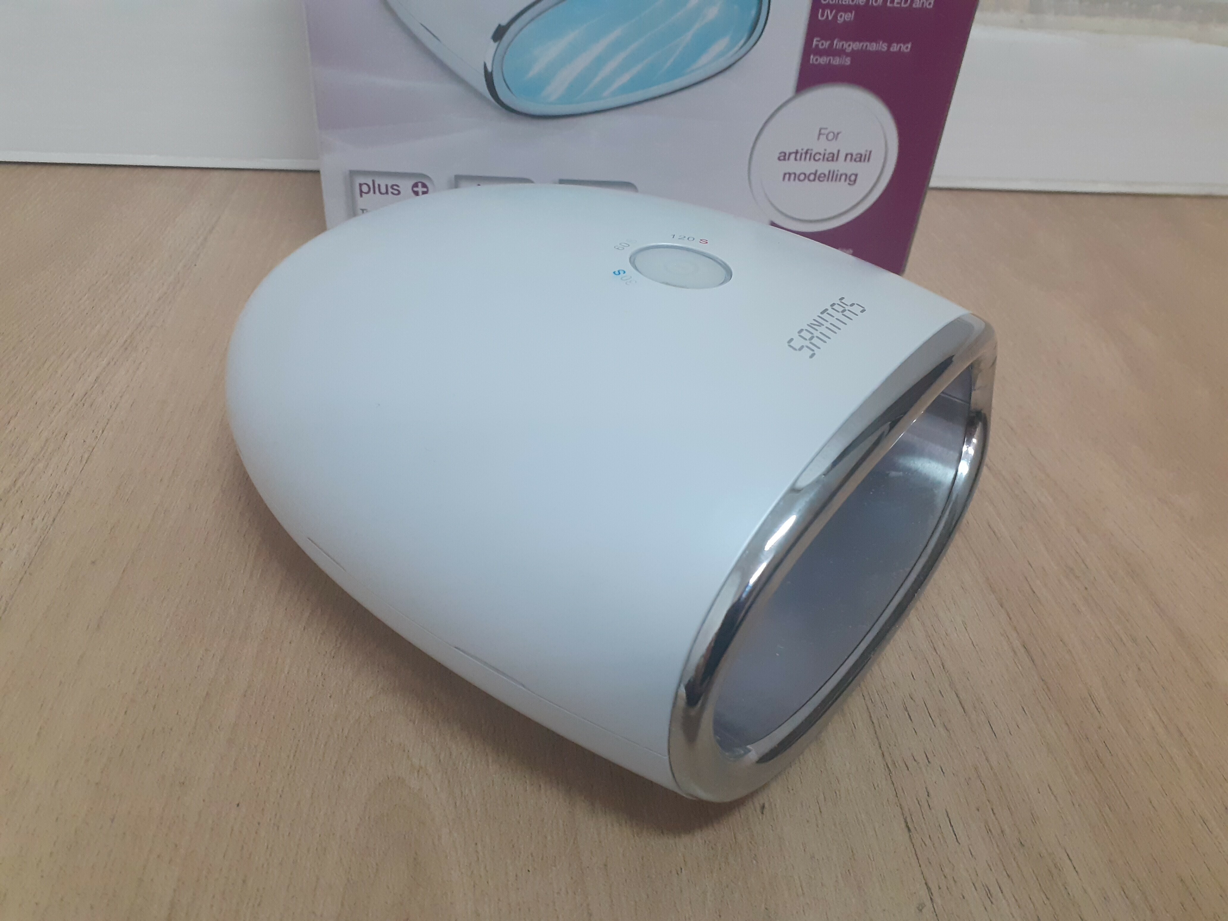 lampa-uv-do-paznokci-sanitas-sma-43-zasilanie-sieciowe