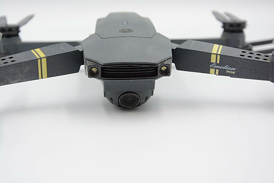 dron-rekreacyjny-eachine-e58-model-e58