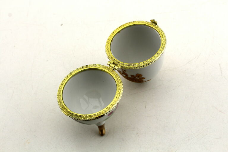 jajo-szkatulka-porcelanowe-wzorowana-na-faberge-wytwornia-pozostale