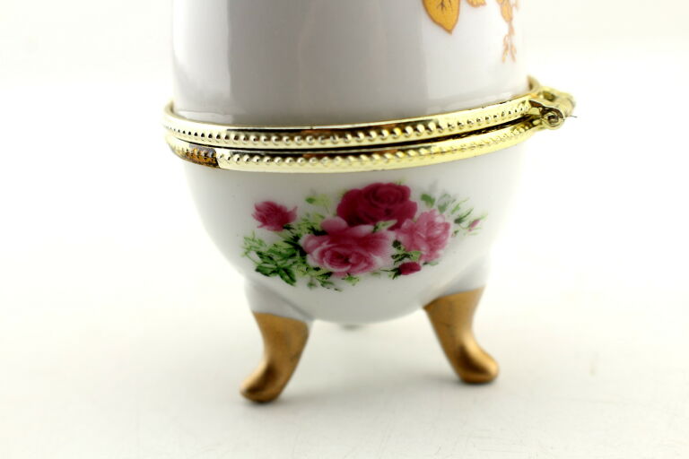 JAJO SZKATUŁKA PORCELANOWE WZOROWANA NA FABERGE