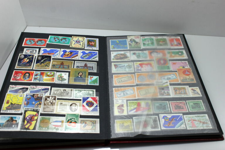 kolekcja-znaczkow-pocztowych-rodzaj-mieszany