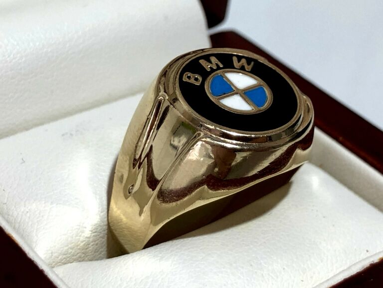 ZJAWISKOWY SYGNET [BMW] 585/7,80G/R29