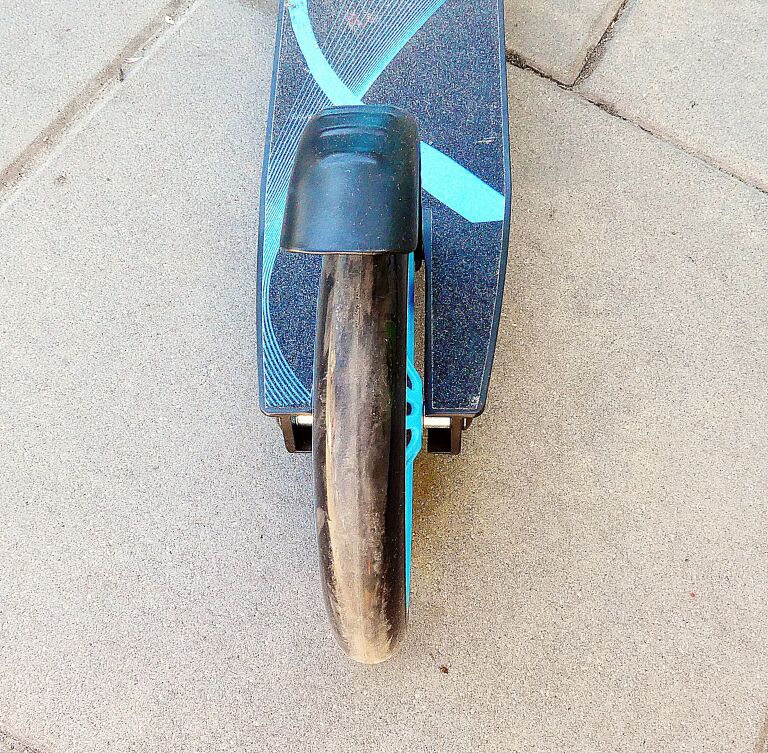 hulajnoga-indiana-r1-model-r1