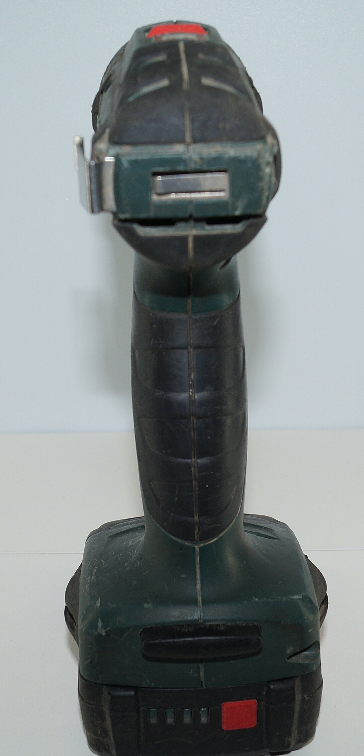 metabo-bs-18-komplet-informacje-dodatkowe-podswietlenie