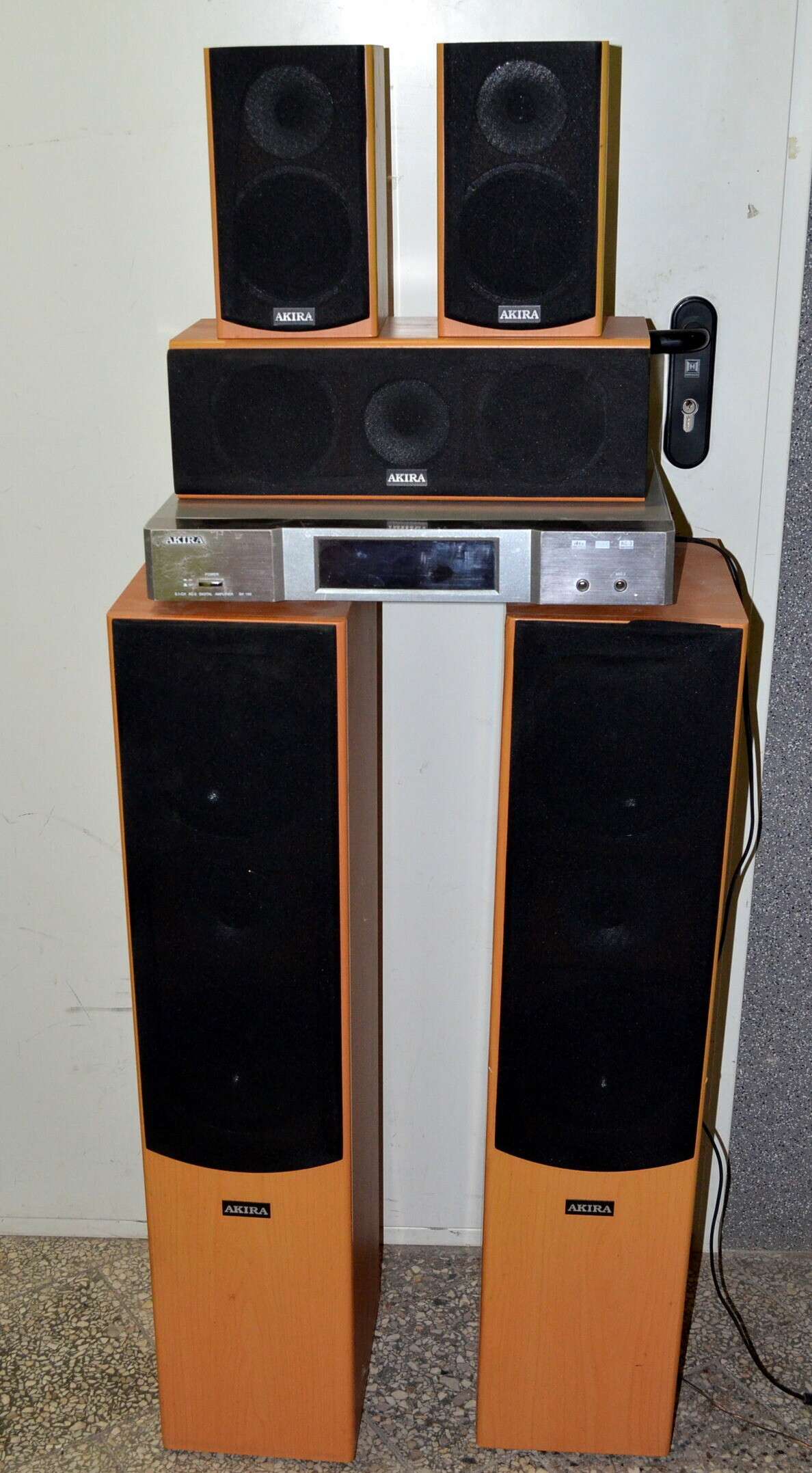 amplituner-akira-bk-166-kolumny-51-mega-opcja-waska-2-laziska-gorne