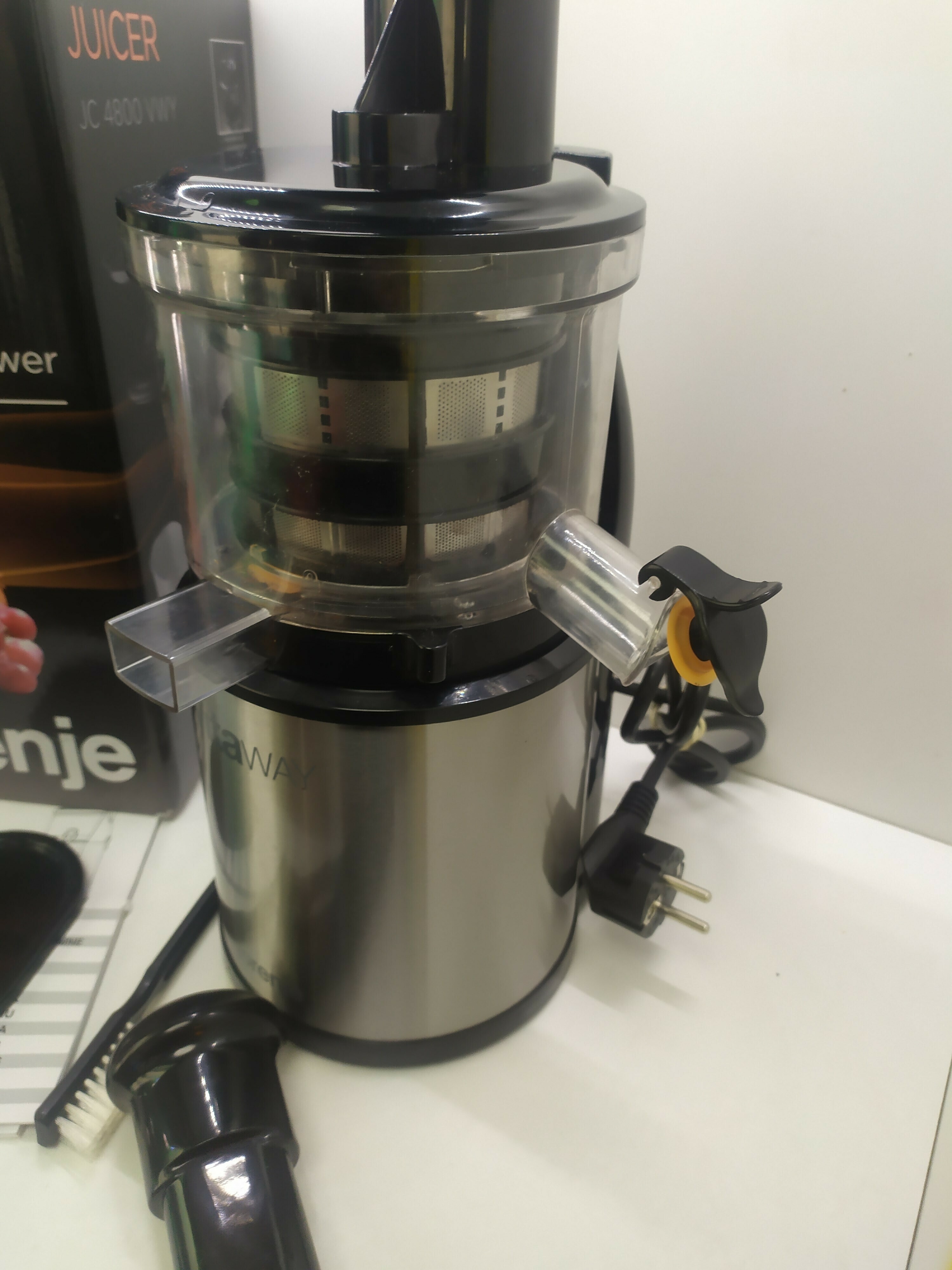 wyciskarka-wolnoobrotowa-gorenje-jc4800vwy-rodzaj-pionowa