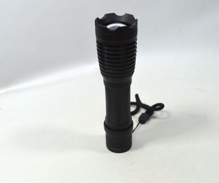 latarka-uv-ahome-kolor-dominujacy-czarny