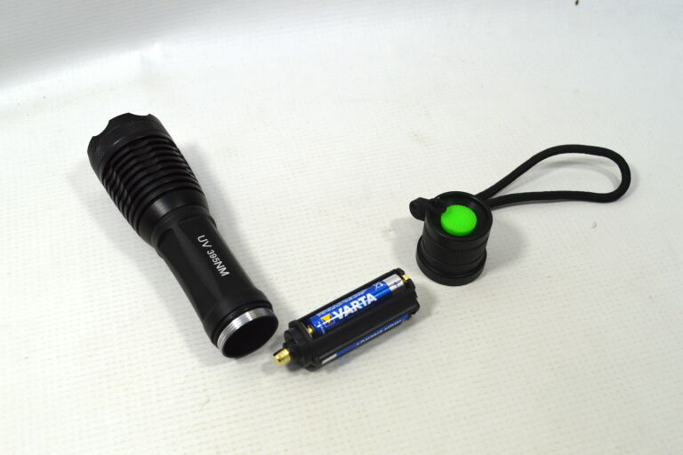 latarka-uv-ahome-product-id