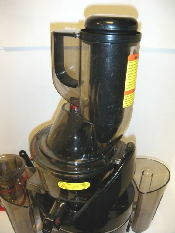 WYCISKARKA WOLNOOBROTOWA RELAXTIME SLOW JUICER